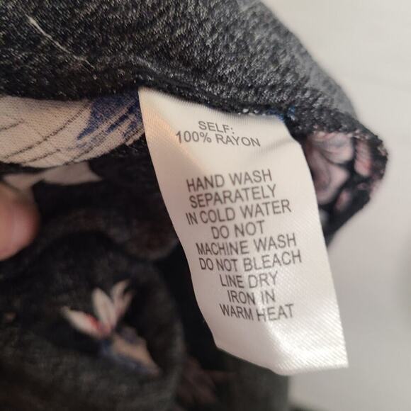 Lulu's Midnight Flower Black Floral Print Wrap Dress Size XS - Picture 9 of 12